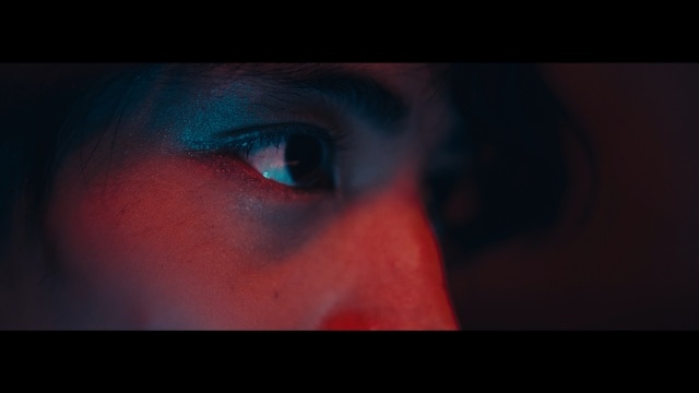 SHE'S - Masquerade のサムネイル画像